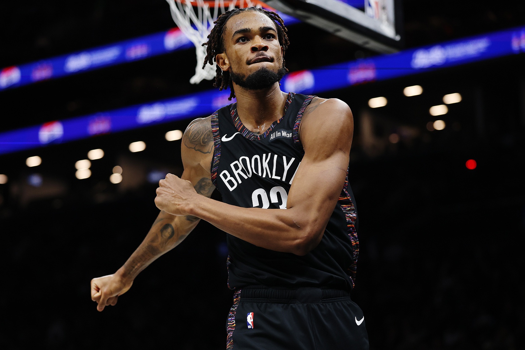 天天盈球在线-Scotto：包括步行者、勇士等队都在关注着克拉克斯顿